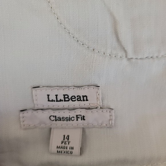 L.L. Bean Womens Straight Jeans Size 14 Petite Light Blue Wash Denim Classic Fit - Picture 3 of 13